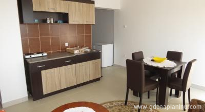 Apartmani"Aleksandar", Magán szállás a községben Zlatar, Serbia
