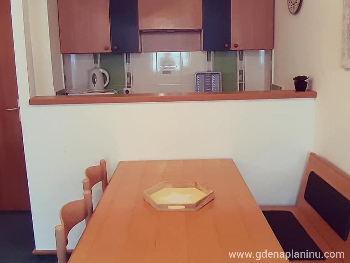 Vila Nikola, частни квартири в града Kopaonik, Serbia - 50690234_10215794472947771_1942035845900926976_n