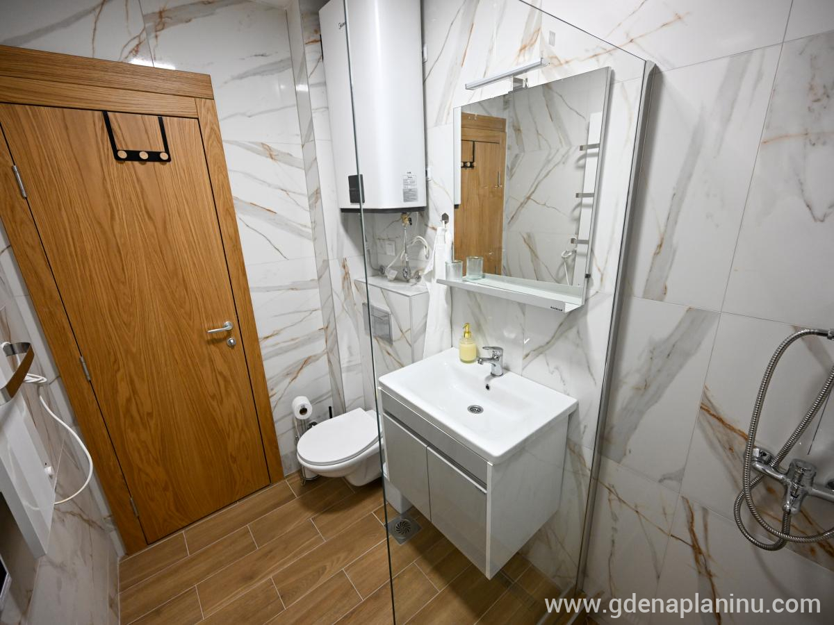 Apartman Galerija , alloggi privati a Zlatibor, Serbia - DSC_1500