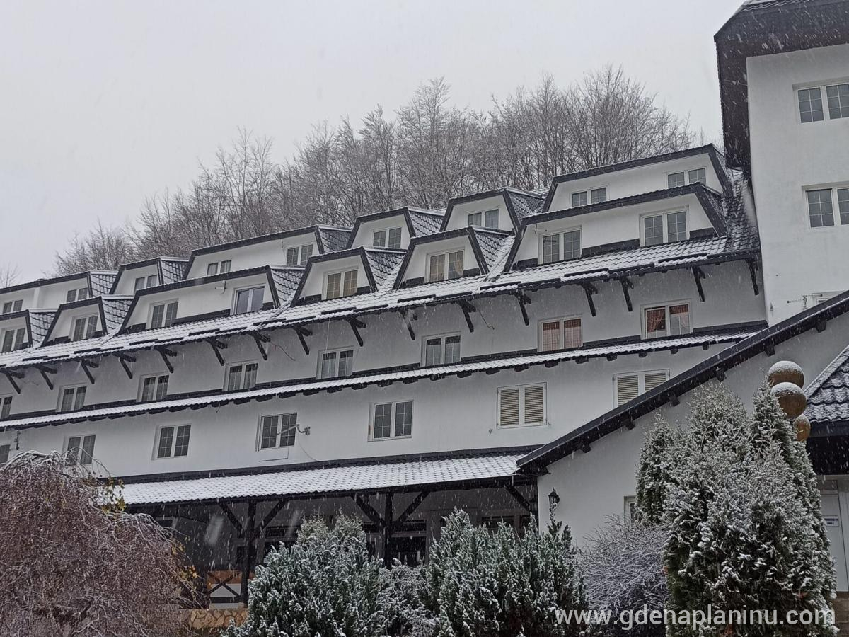 Apartman Nina – Brzeće, Kopaonik, Magán szállás a községben Kopaonik, Serbia - Eksterijer zgrade