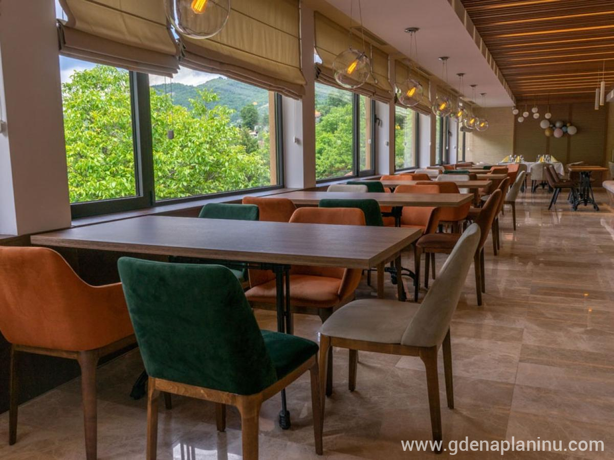 Vila Garetov konak, alloggi privati a Prolom Banja, Serbia - Restoran