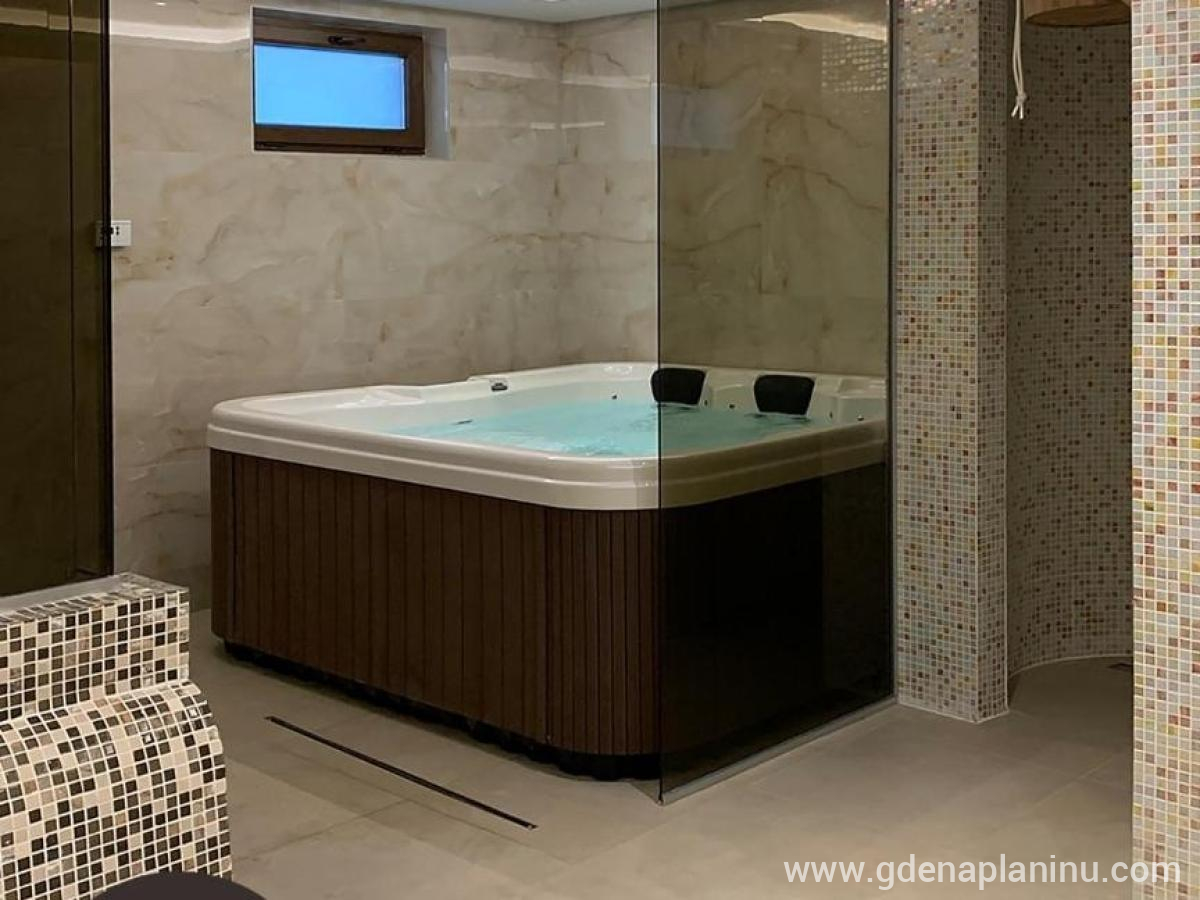Planinski Kutak Zlatibor, logement privé à Zlatibor, Serbia - Hidromasažna kada u SPA centru