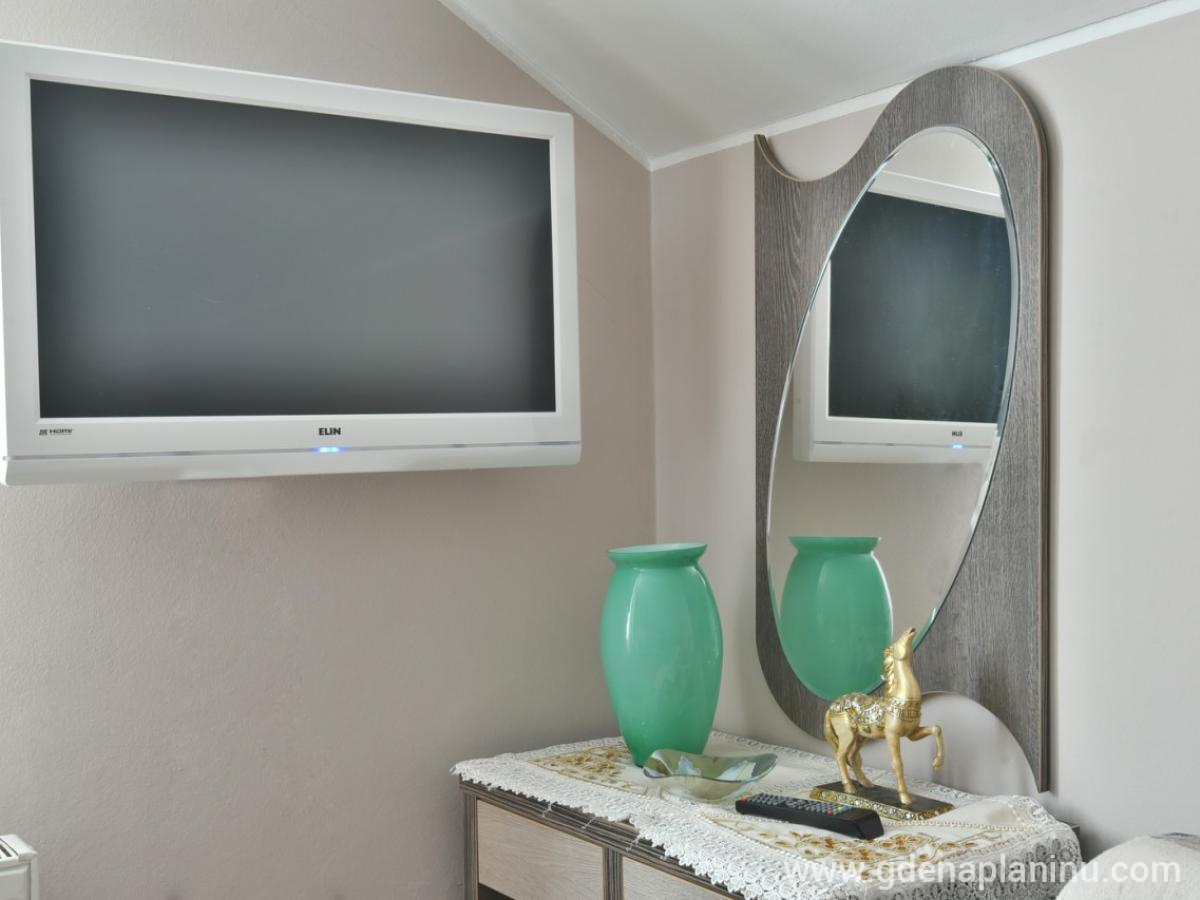 Vila Sofija Zlatibor, Studio Apartman 6, Magán szállás a községben Zlatibor, Serbia - 6