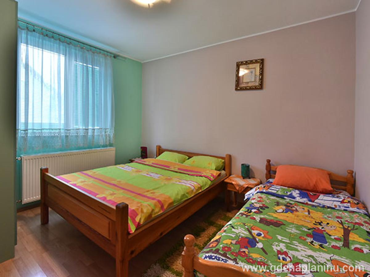 Vila Sofija Zlatibor, Apartman 8, logement privé à Zlatibor, Serbia - apartman_8_1