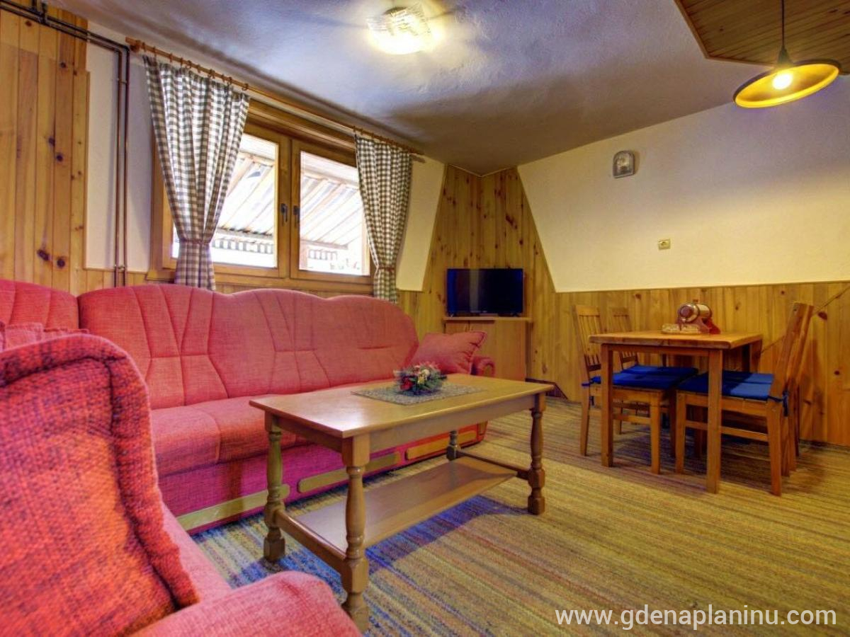 Jahorina Apartmani Dobro, Famili AP6, private accommodation in city Jahorina, Bosna and Hercegovina - 246410314_592452751955930_8262232407618068887_n