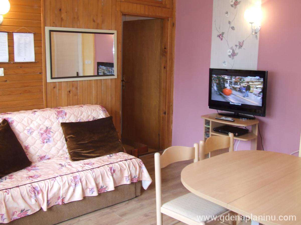 Blue House Zlatibor, logement privé à Zlatibor, Serbia - Etno apartman