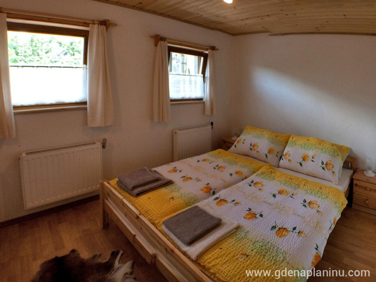 Apartma Torkar - Atraktivna lokacija, частни квартири в града Triglavski Narodni Park, Slovenia - Apartma 1