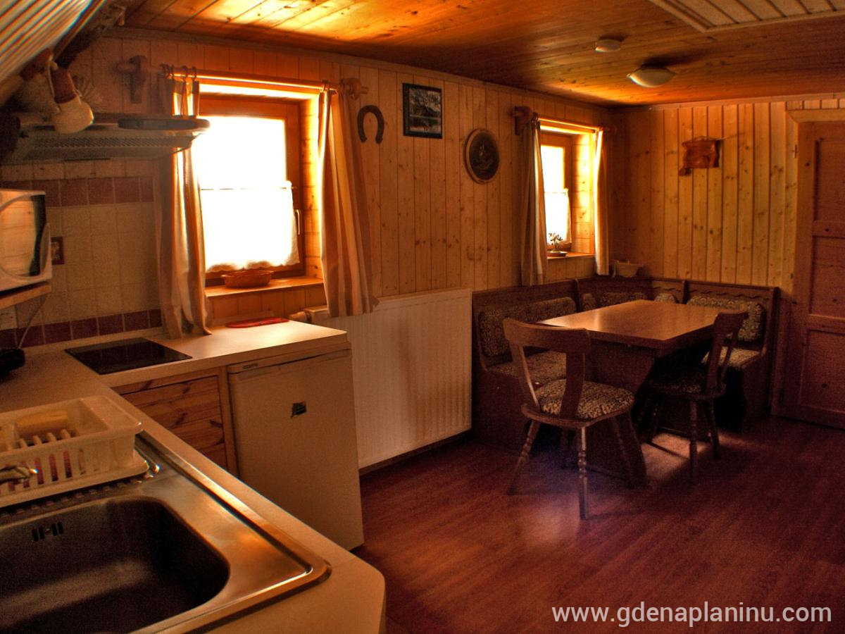 Apartma Torkar - Atraktivna lokacija, частни квартири в града Triglavski Narodni Park, Slovenia - Apartma 2 Kuhinja