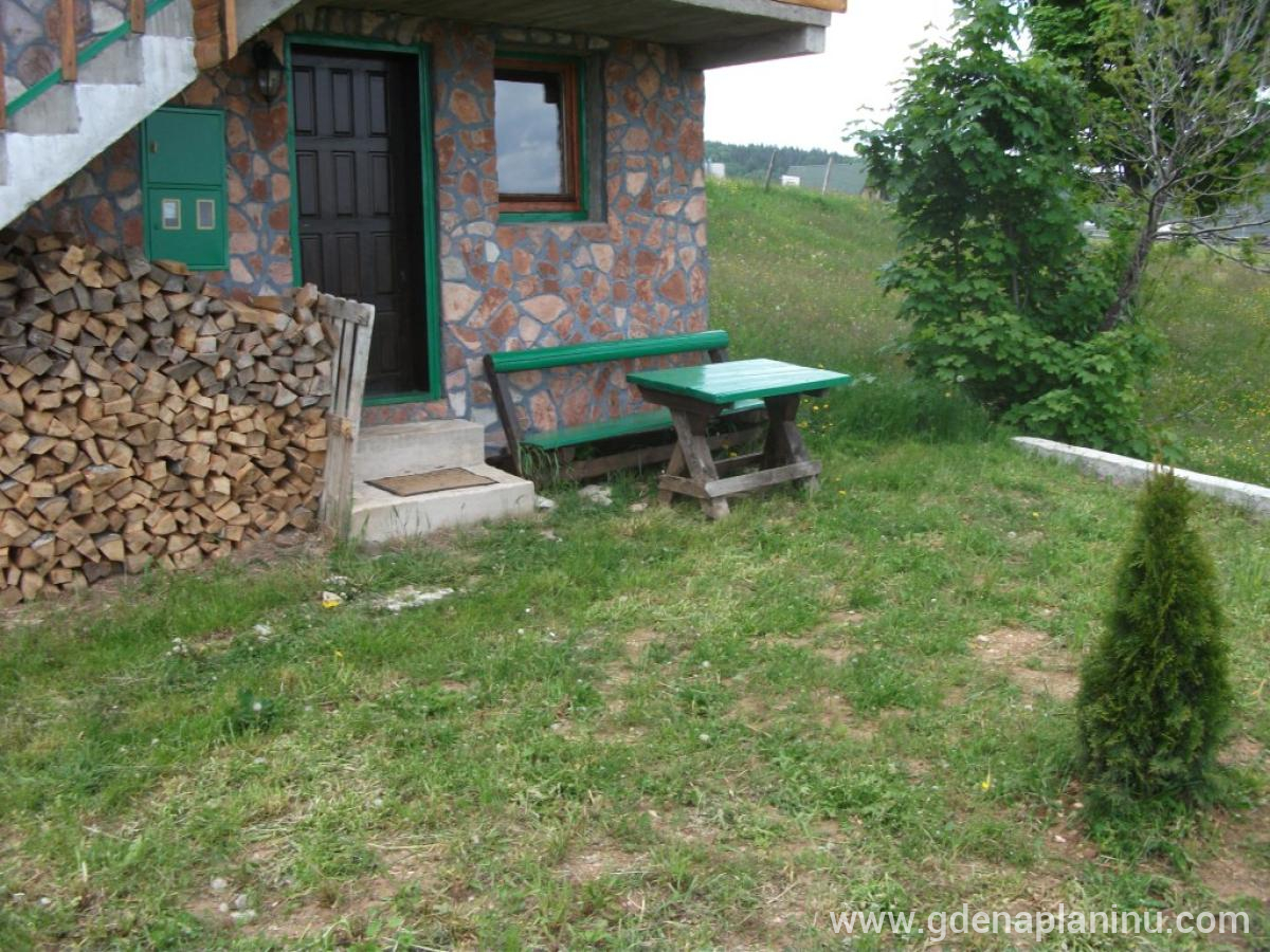 Smještaj na porodičnoj farmi Šarović, Magán szállás a községben Žabljak, Montenegró