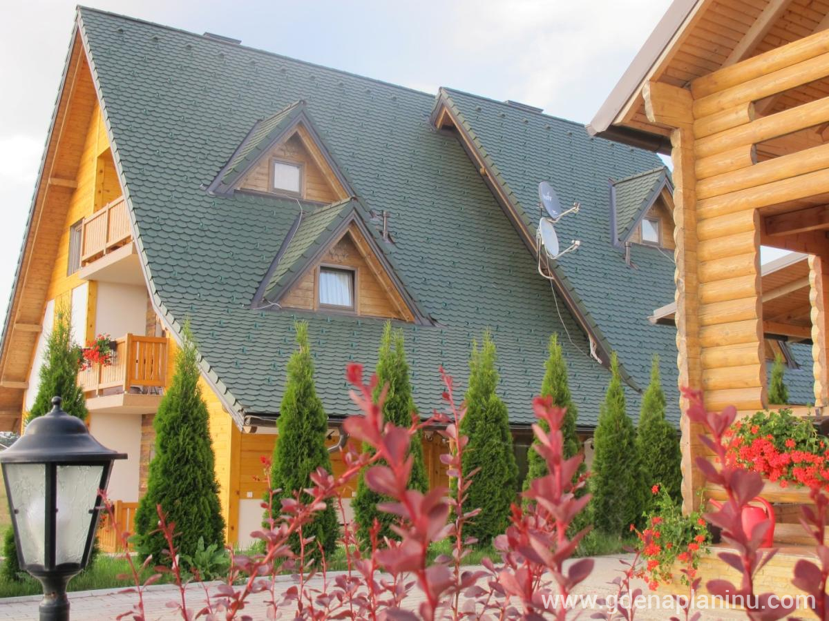Vila Natural Wood, privat innkvartering i sted Zlatibor, Serbia