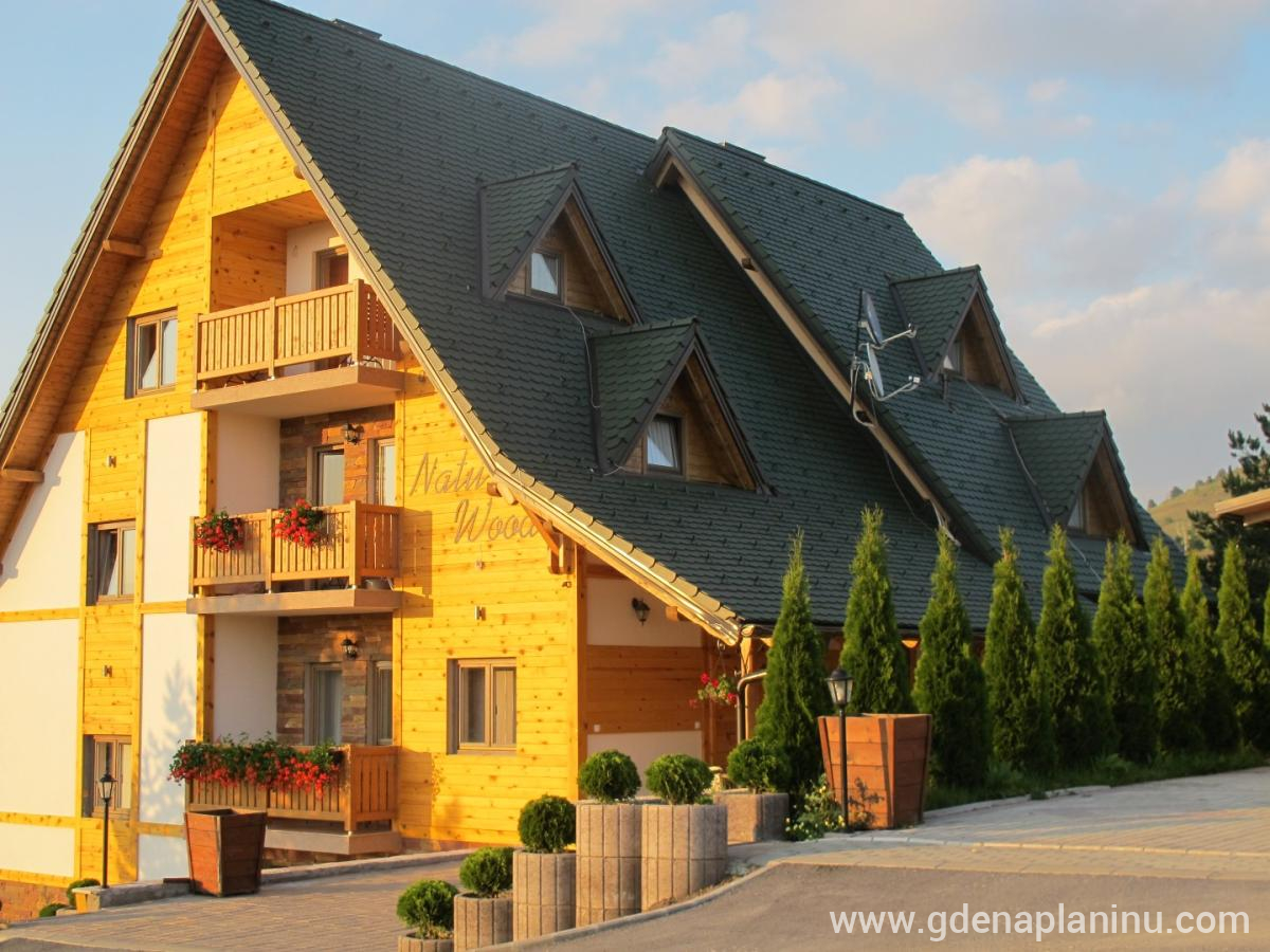 Vila Natural Wood, privat innkvartering i sted Zlatibor, Serbia