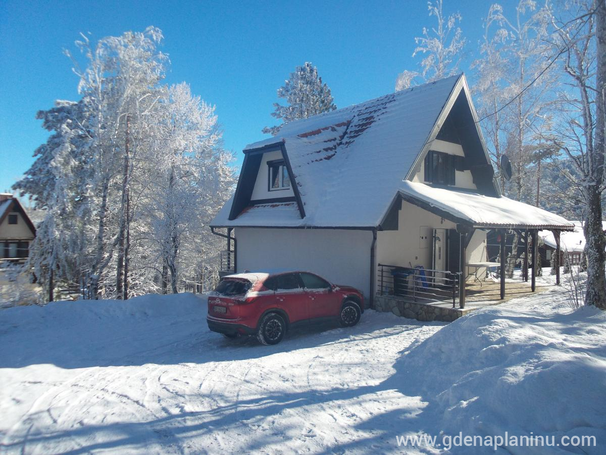 Vikendica LAZIĆ, Magán szállás a községben Divčibare, Serbia - 20170127_103225