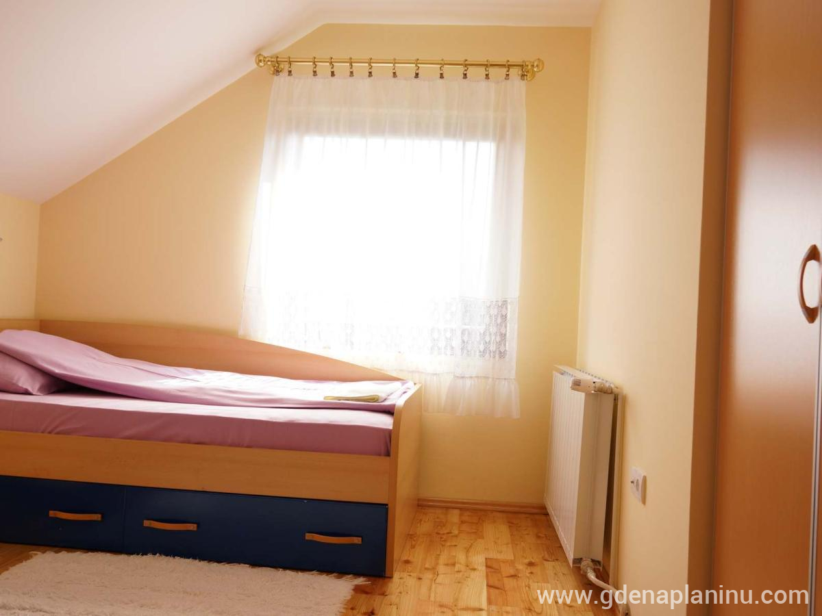 Zlatiborski mir, Частный сектор жилья Zlatibor, Serbia - DSC07770