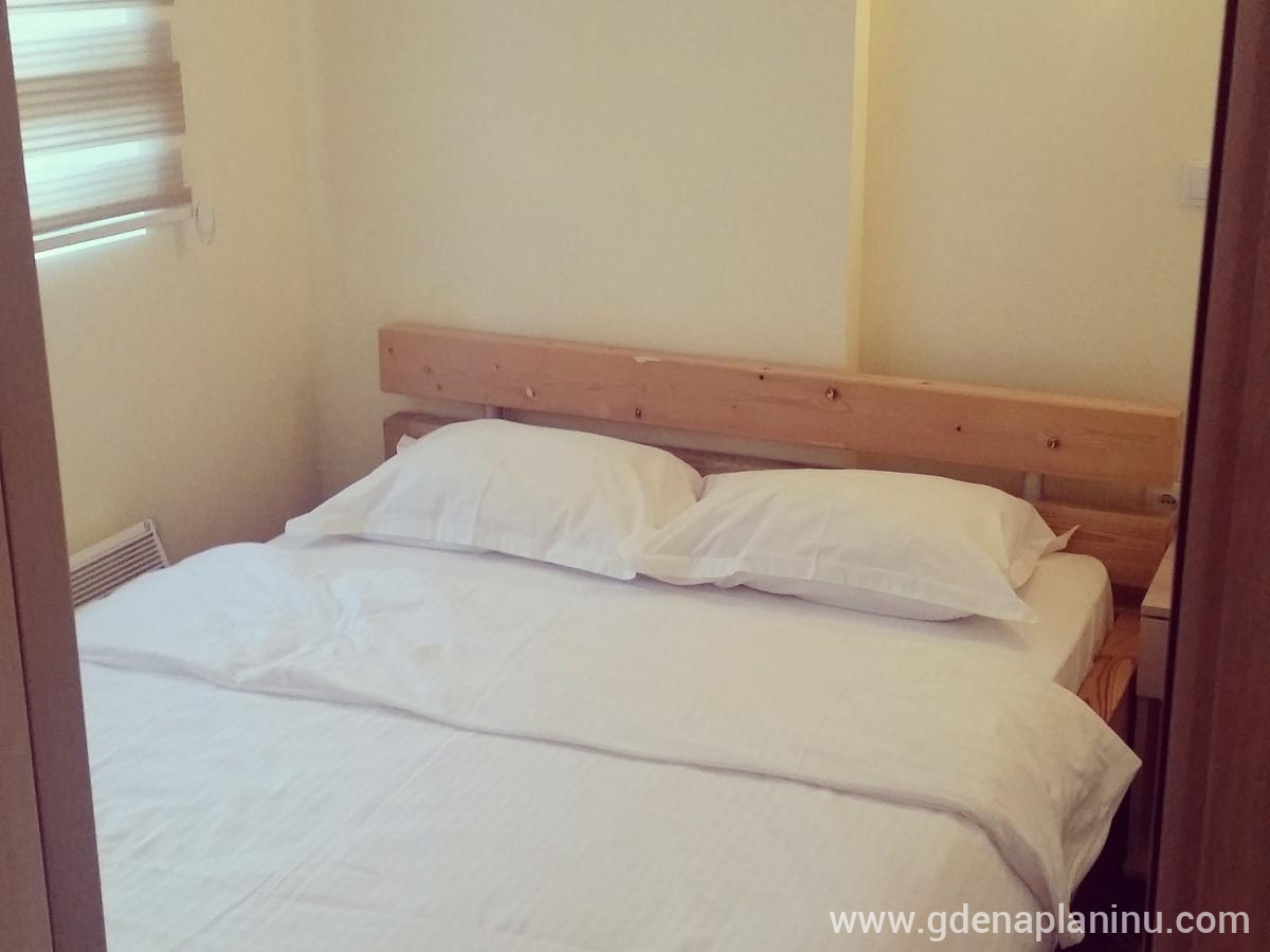 Vila Zvončica - Apartman "Mina", privatni smeštaj u mestu Kopaonik, Srbija - 46488541_1967105580063782_3711806459139325952_o