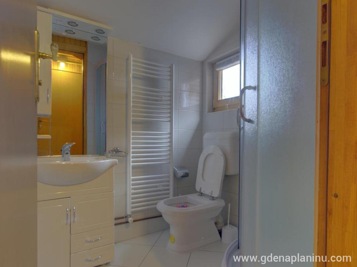 Apartmani Bili, private accommodation in city Jahorina, Bosna and Hercegovina - ag4jpg-1