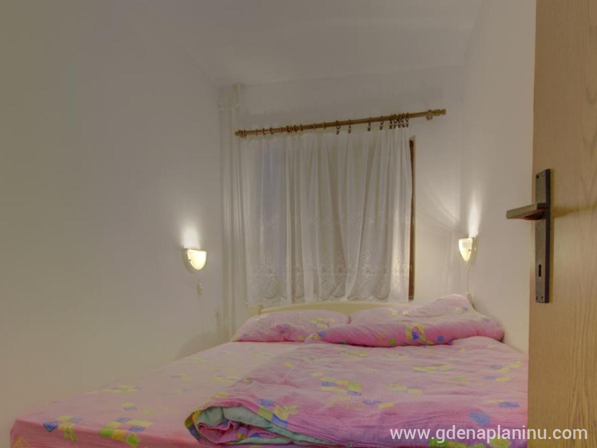 Apartmani Bili, private accommodation in city Jahorina, Bosna and Hercegovina - ag6-1