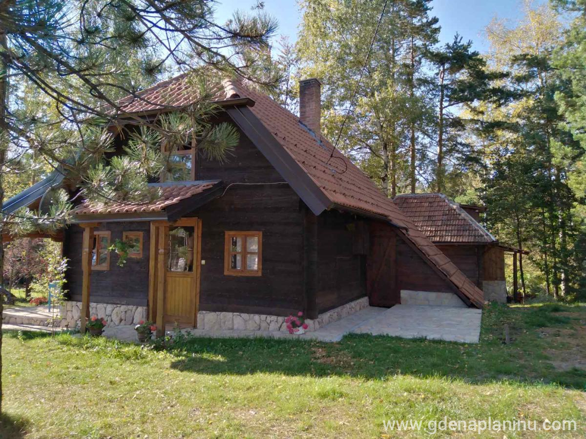 Divcibare, Vikendica- brvnara, zasebne nastanitve v mestu Divčibare, Srbija - 0-02-05-0dbf1608564dd8643cb9b8307a97c636d7c943b1ff