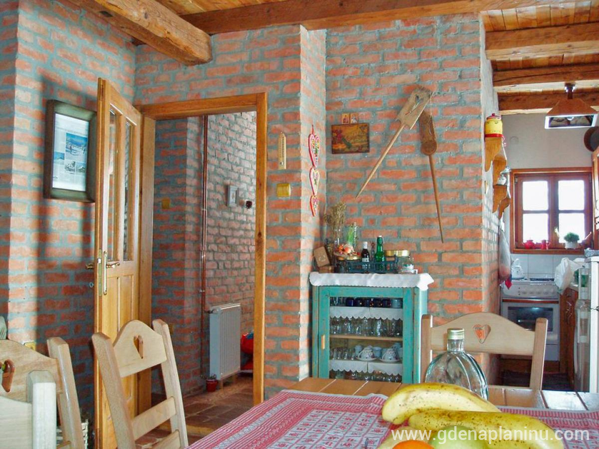 Divcibare, Vikendica- brvnara, zasebne nastanitve v mestu Divčibare, Srbija - 333