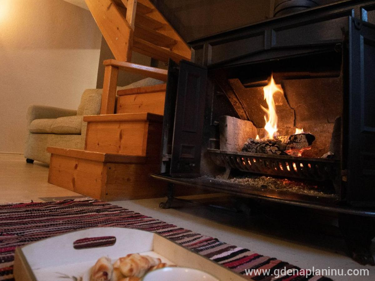 Planinska kuća Ana M Jahorina, privatni smeštaj u mestu Jahorina, Bosna i Hercegovina - IMG-870d733d4d2a6ccd9cb3cc2510f16fd6-V