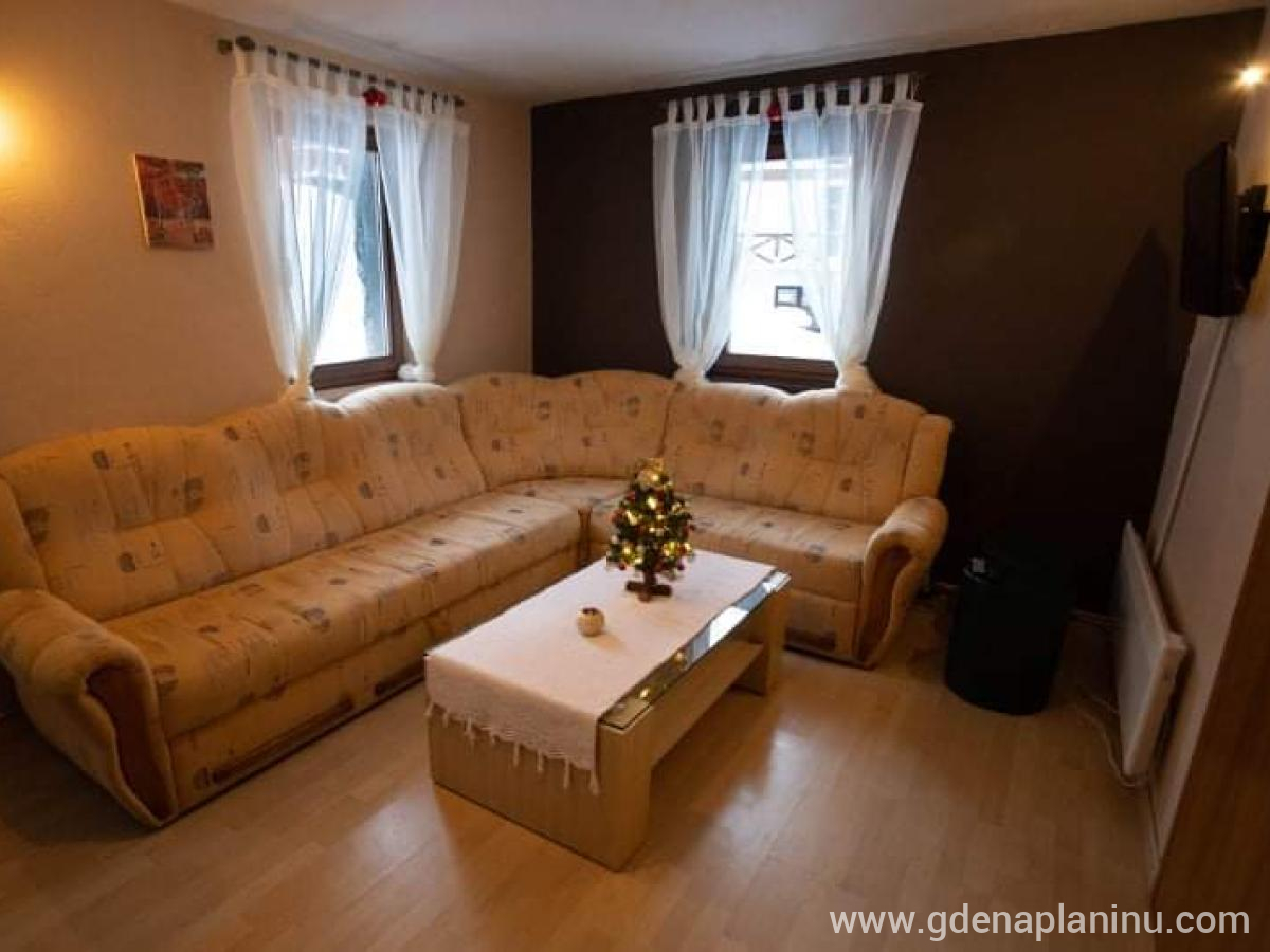 Planinska kuća Ana M Jahorina, privatni smeštaj u mestu Jahorina, Bosna i Hercegovina - received_359880481999340