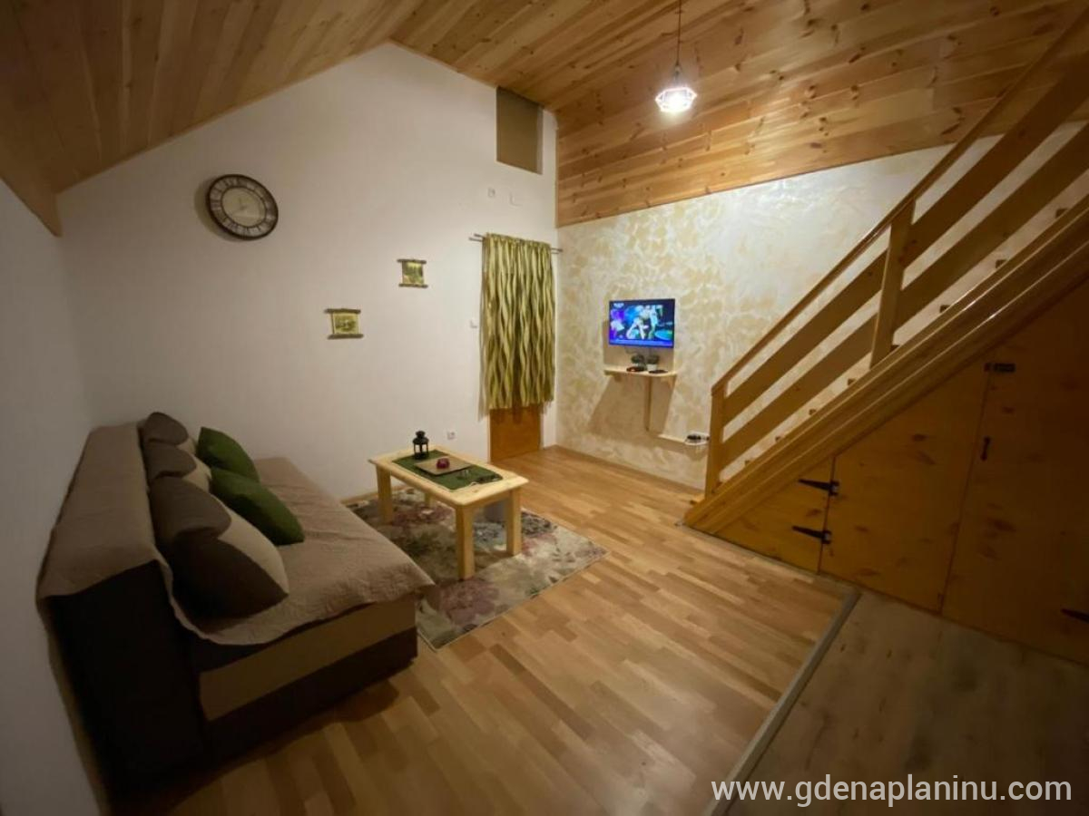 Apartmani Vuk, Privatunterkunft im Ort Kolašin, Montenegro - 308143477
