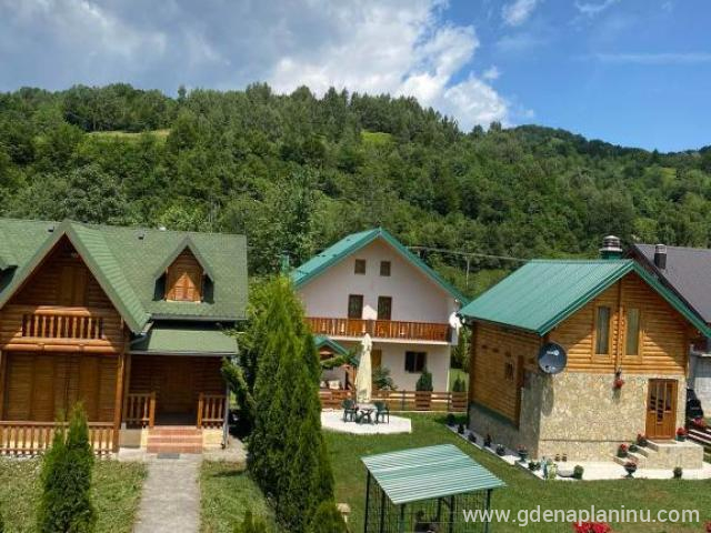 Apartmani Vuk, privatni smeštaj u mestu Kolašin, Crna Gora