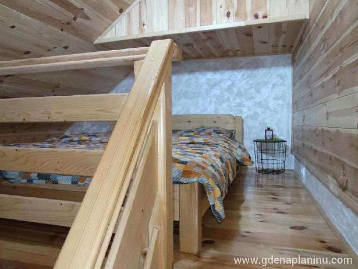 Apartmani Vuk, Privatunterkunft im Ort Kolašin, Montenegro - 309258673