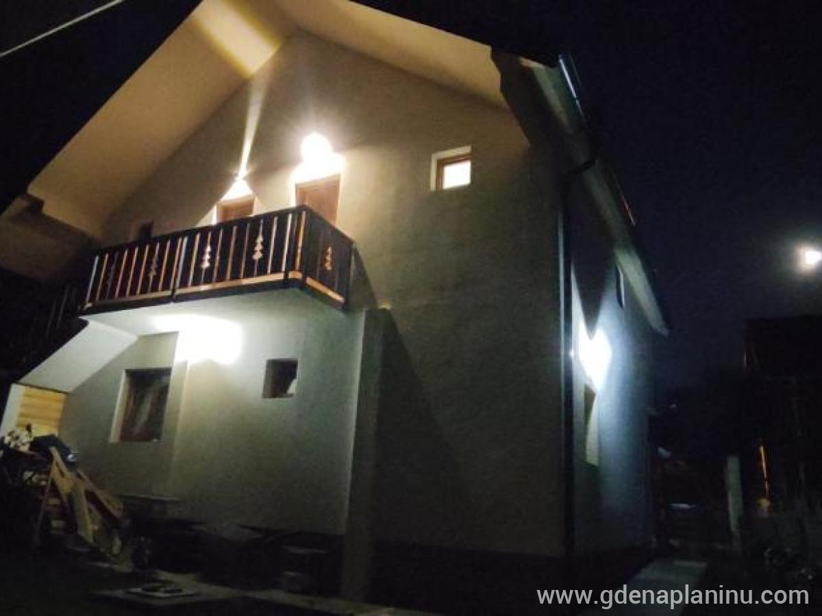 Apartmani Vuk, Privatunterkunft im Ort Kolašin, Montenegro - 311970398