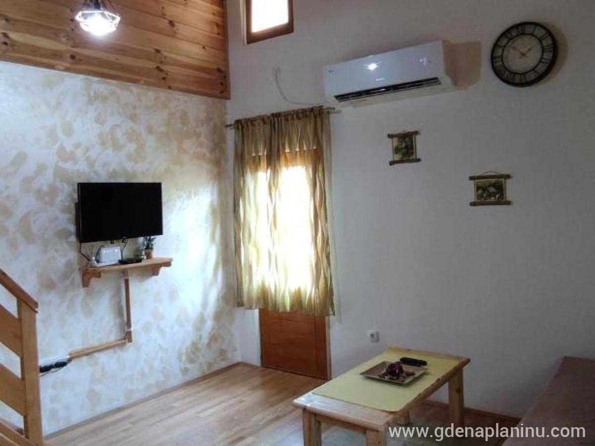 Apartmani Vuk, Privatunterkunft im Ort Kolašin, Montenegro - 315560886