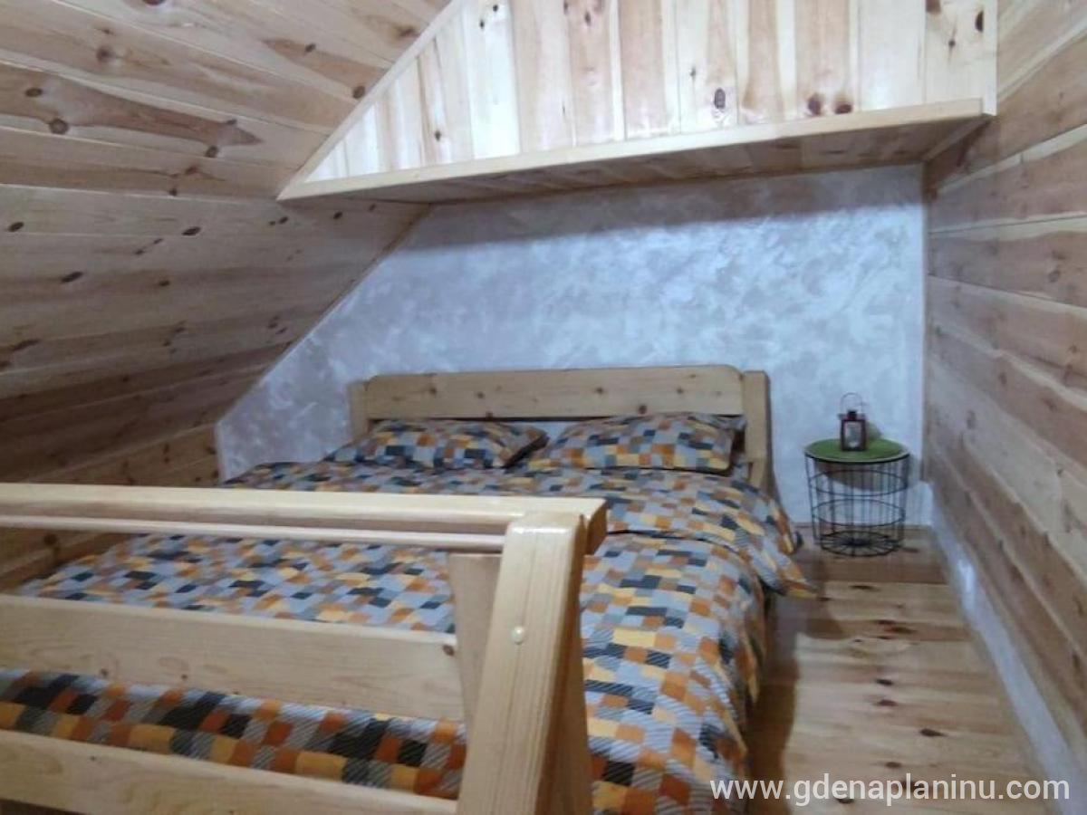 Apartmani Vuk, Privatunterkunft im Ort Kolašin, Montenegro - 332179708