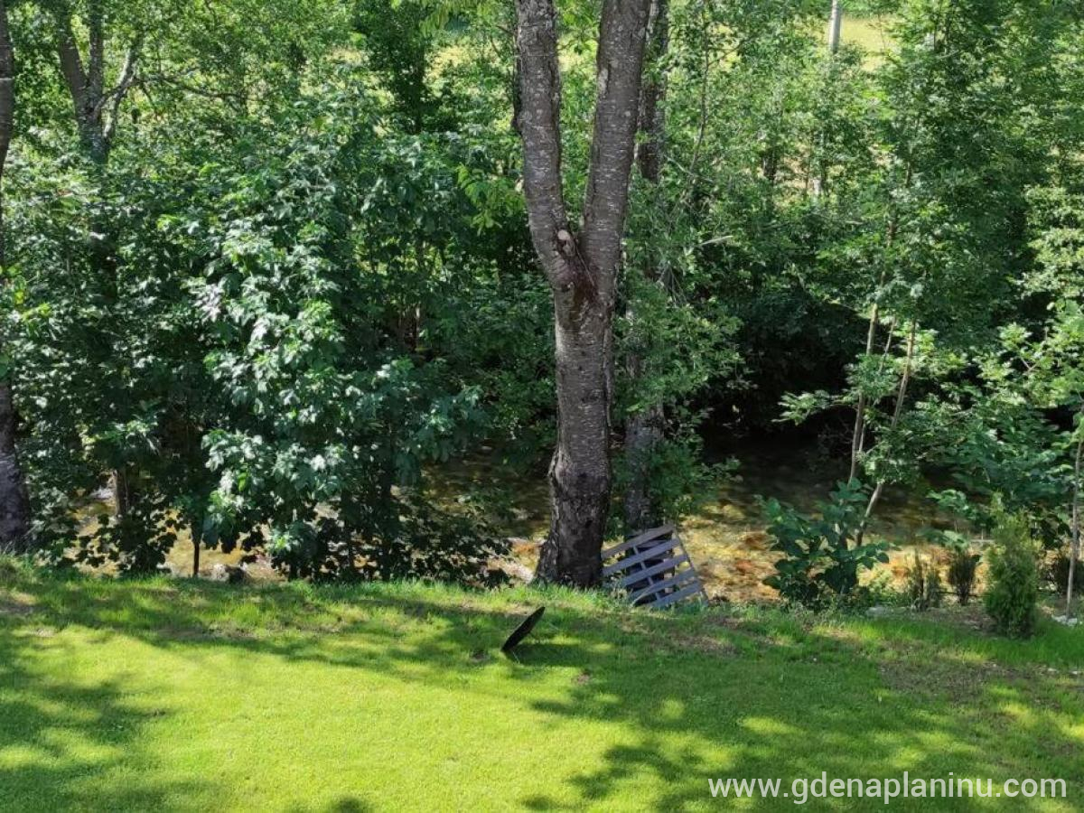 Apartmani Vuk, Privatunterkunft im Ort Kolašin, Montenegro - 332179834
