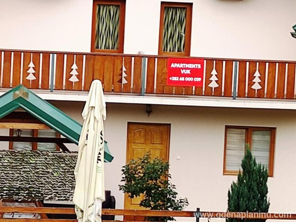Apartmani Vuk, Privatunterkunft im Ort Kolašin, Montenegro - 332180062
