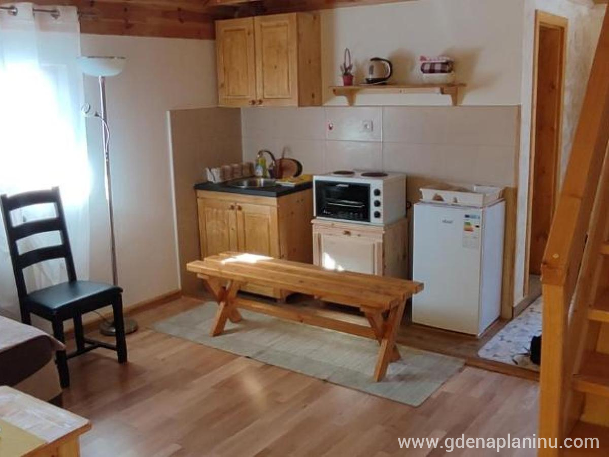 Apartmani Vuk, Privatunterkunft im Ort Kolašin, Montenegro - 335781217