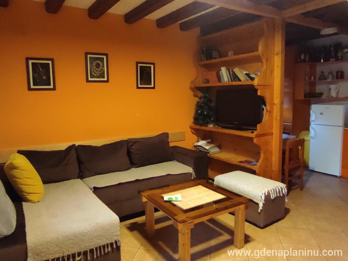 Brvnara Vrdnik, private accommodation in city Vrdnik, Serbia - Dnevna soba u Brvnari 1