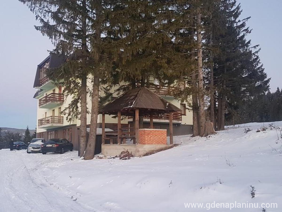 4 Seasons Vlašić Lux Apartments, privatni smeštaj u mestu Vlašić, Bosna i Hercegovina - Objekat zimi