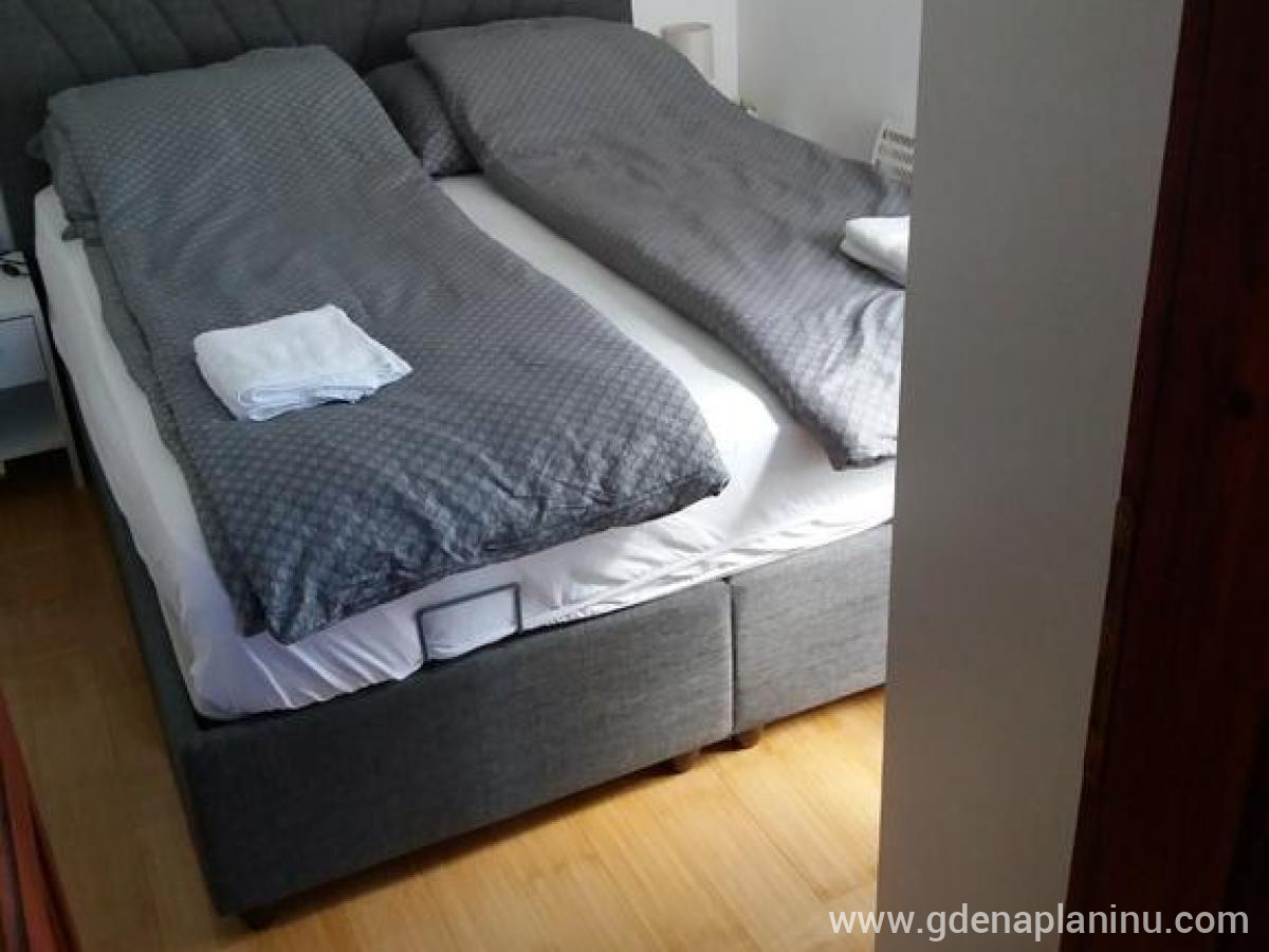 4 Seasons Vlašić Lux Apartments, privatni smeštaj u mestu Vlašić, Bosna i Hercegovina - Spavaća soba drugog apartmana