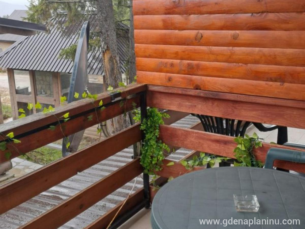 4 Seasons Vlašić Lux Apartments, privatni smeštaj u mestu Vlašić, Bosna i Hercegovina - Balkon