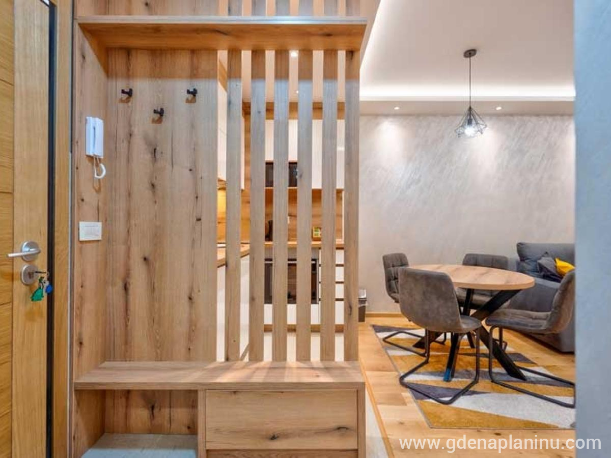 Apartman DIV Zlatibor, частни квартири в града Zlatibor, Сърбия - Вход на апартамента