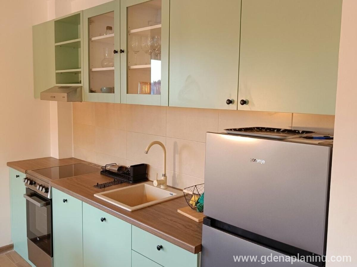 Apartman LeDa – Ravna planina, zasebne nastanitve v mestu Pale, Bosna in Hercegovina - Kuhinja