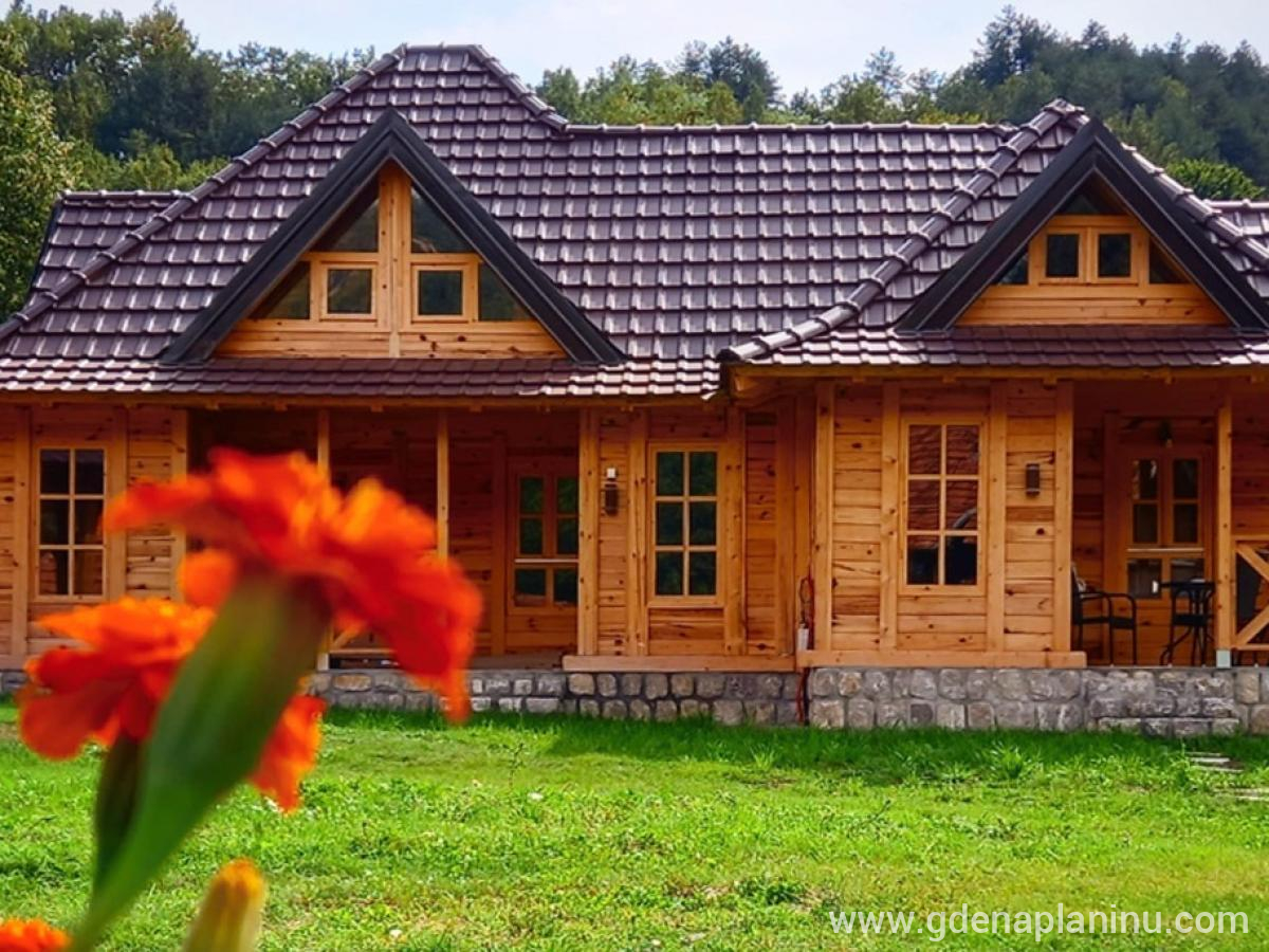 Apartmani Mateja – Mokra Gora, privat innkvartering i sted Mokra Gora, Serbia - Apartmani Mateja – dvorište i eksterijer