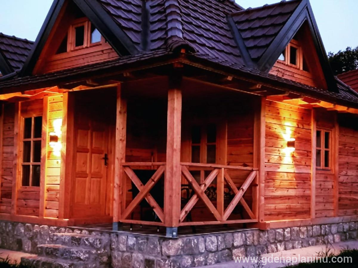 Apartmani Mateja – Mokra Gora, privat innkvartering i sted Mokra Gora, Serbia - Apartmani Mateja – dvorište i eksterijer