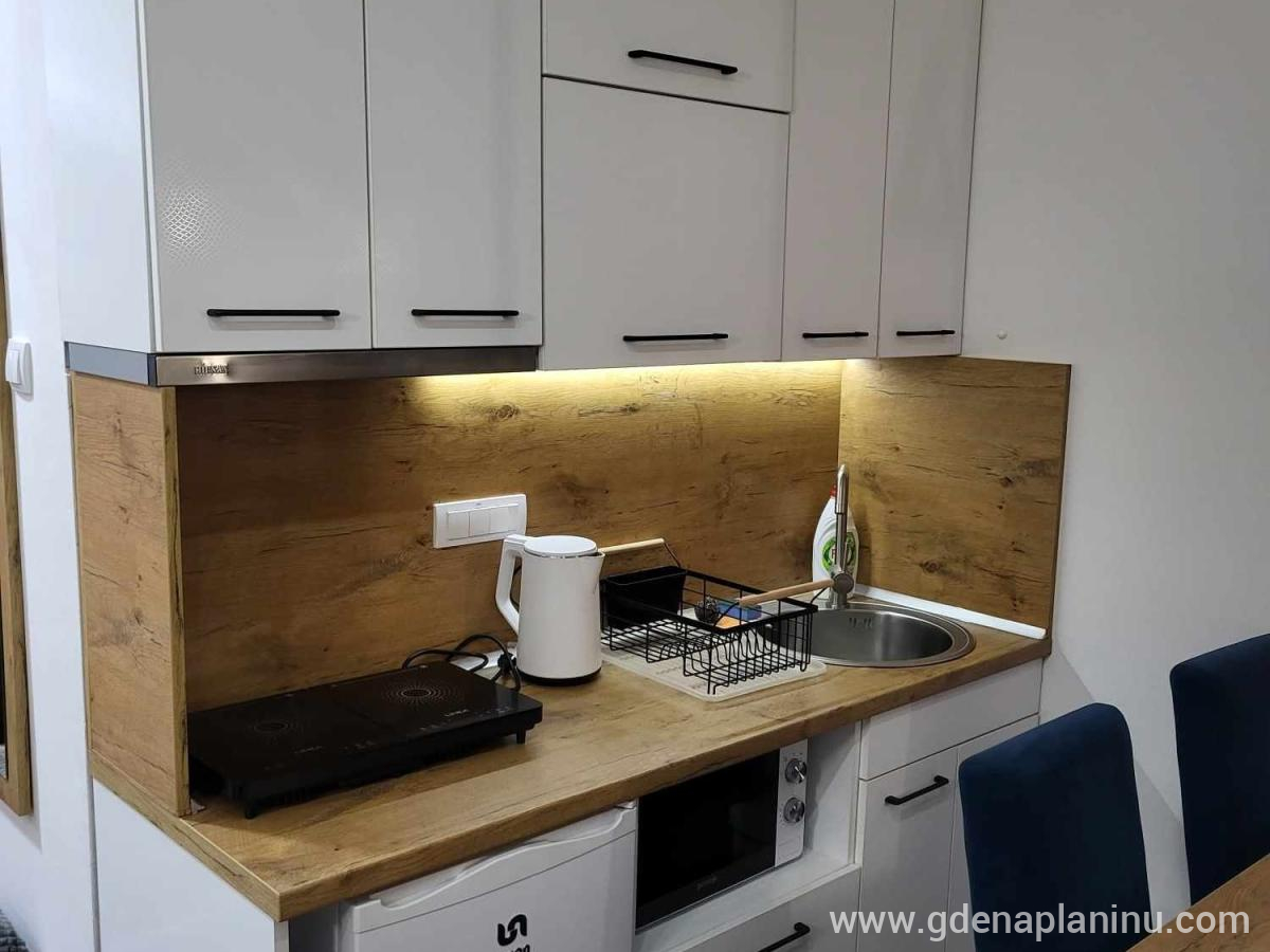 Apartman Nina – Brzeće, Kopaonik, Magán szállás a községben Kopaonik, Serbia - Kuhinja