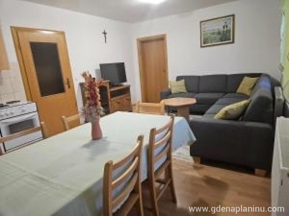Apartmani M-Radoš, частни квартири в града Kupres, Босна и Херцеговина - Apartmani M-Radoš – fotografija smeštaja
