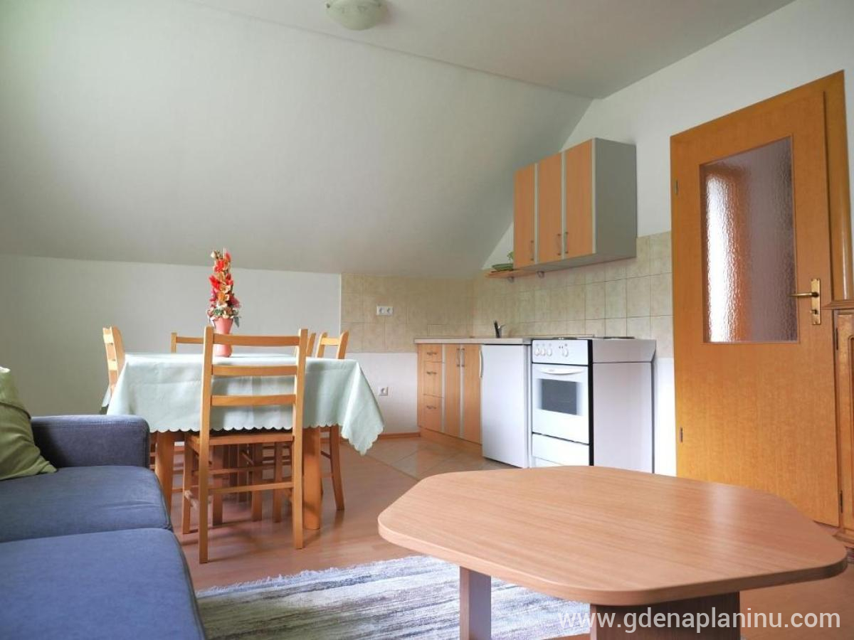 Apartmani M-Radoš, частни квартири в града Kupres, Босна и Херцеговина - Apartmani M-Radoš – fotografija smeštaja