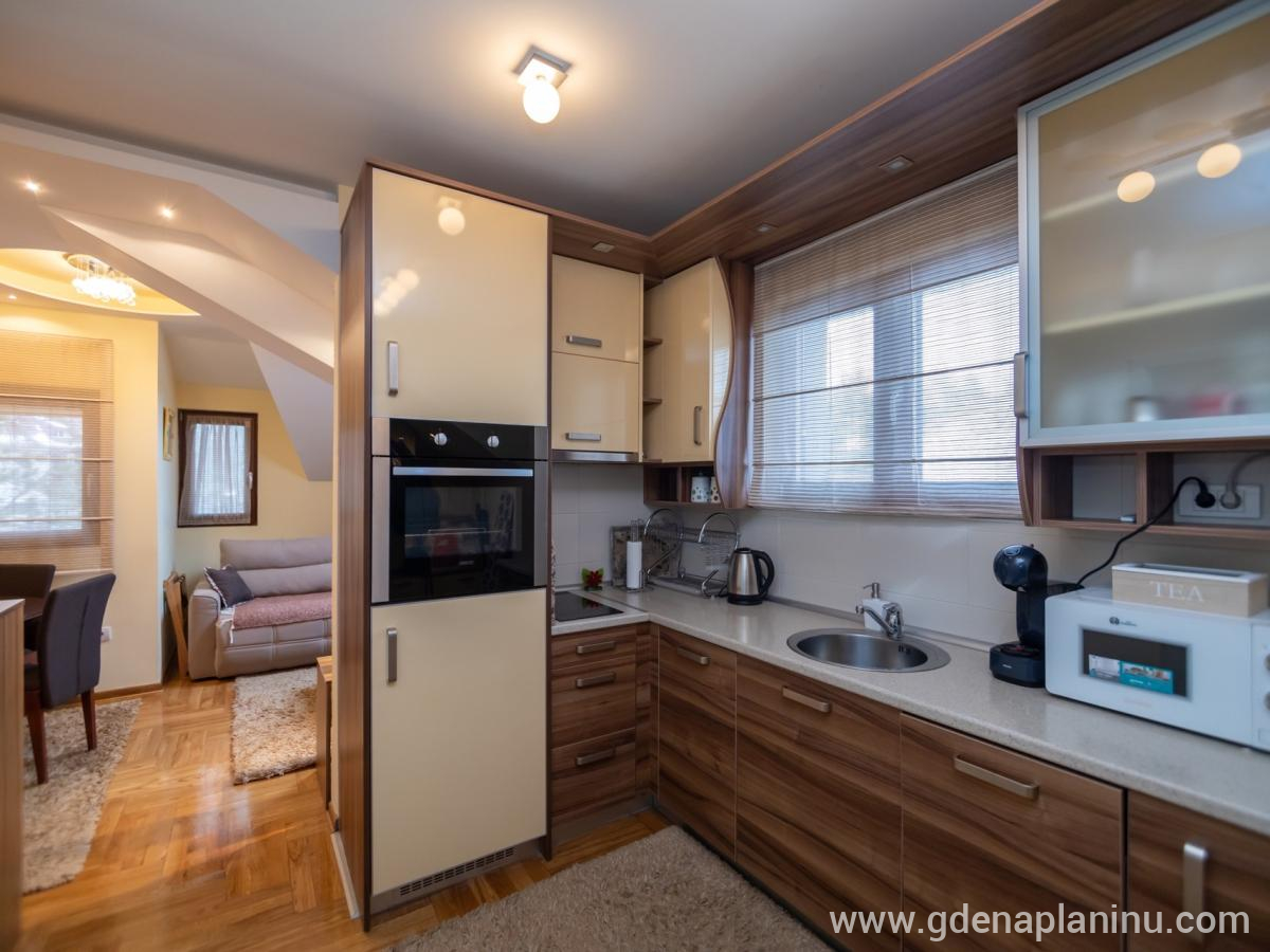 Bella Vita apartmani, Bella Vita 1, апартамент, частни квартири в града Zlatibor, Сърбия - Кухня