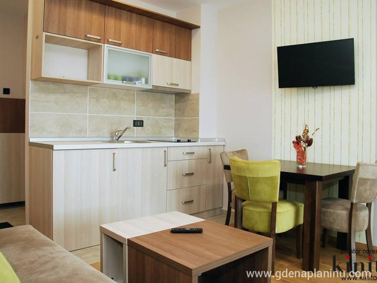 Apartman Branka broj 22A, ενοικιαζόμενα δωμάτια στο μέρος Zlatibor, Σερβία - Trpezarijski sto