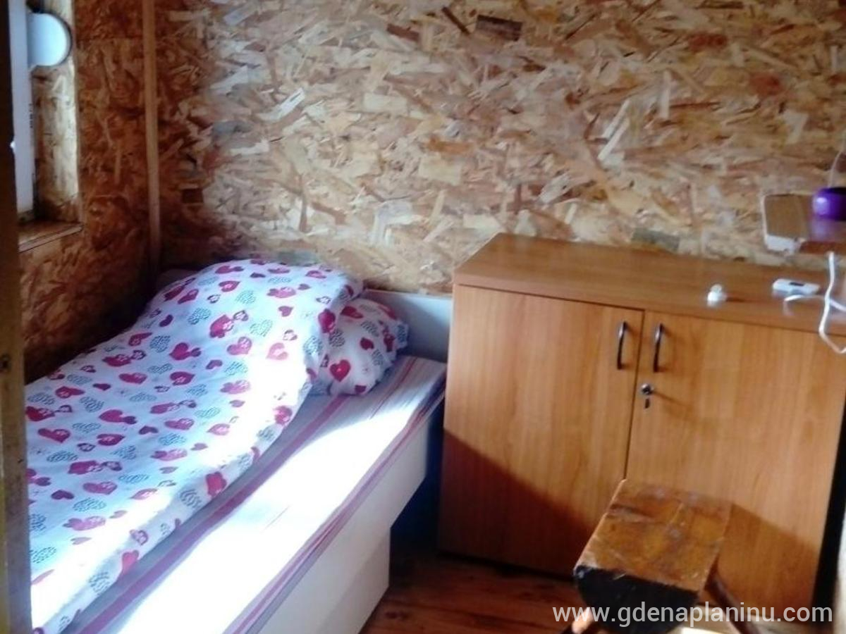 Kuća Dragović, private accommodation in city Kolašin, Montenegro - Kuća Dragović — soba