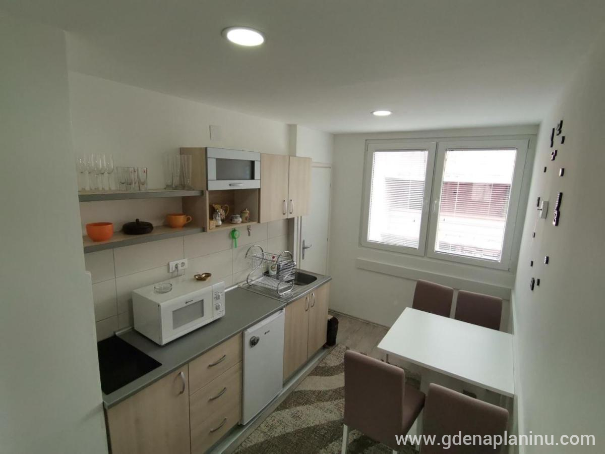 Fantastik apartman, частни квартири в града Bajina Bašta, Serbia - Kuhinja i trpezarija