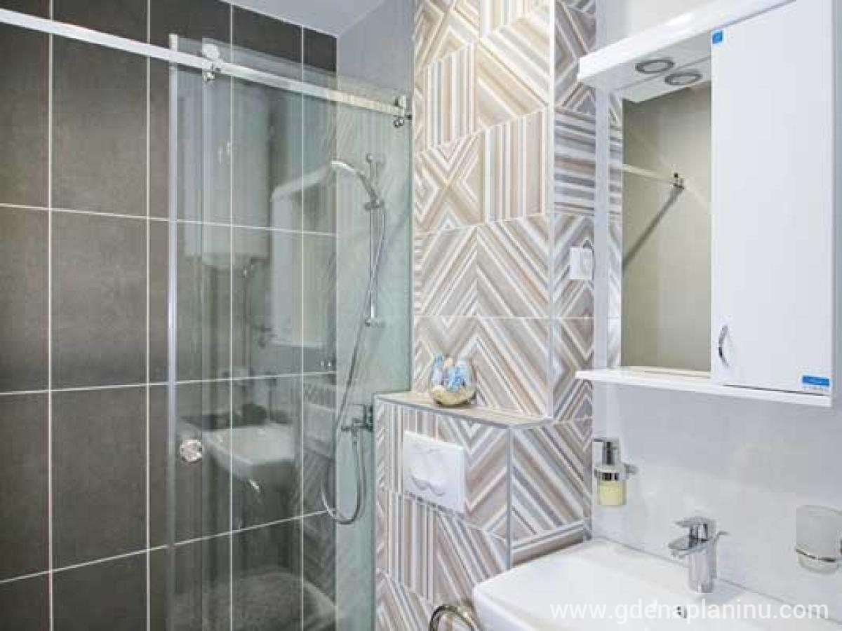 Apartman Laki Zlatibor, privat innkvartering i sted Zlatibor, Serbia - Kupatilo sa tušem