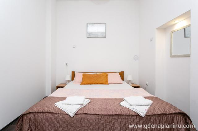 Apartman 11 i Vila Ozren, apartmani i sobe, privat innkvartering i sted Sokobanja, Serbia